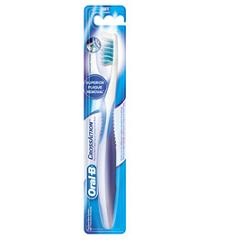 Oralb cross action anti placca pro expert spazzolino manuale
